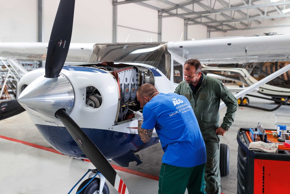 Investa Akademia Nauk Stosowanych